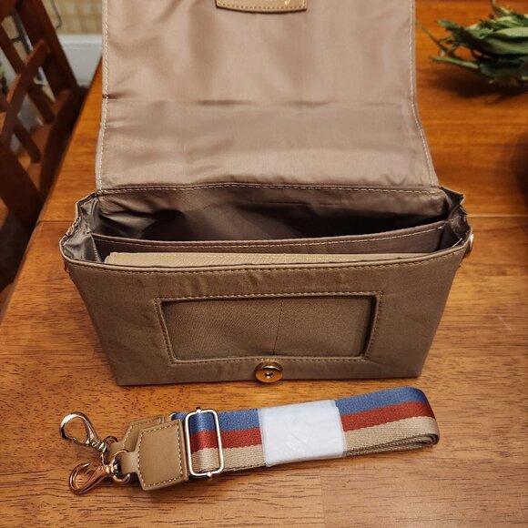 NEW Tote Savvy Small All Purpose Bag with Shoulder Strap, Changing Pad & Spot - Picture 2 of 3